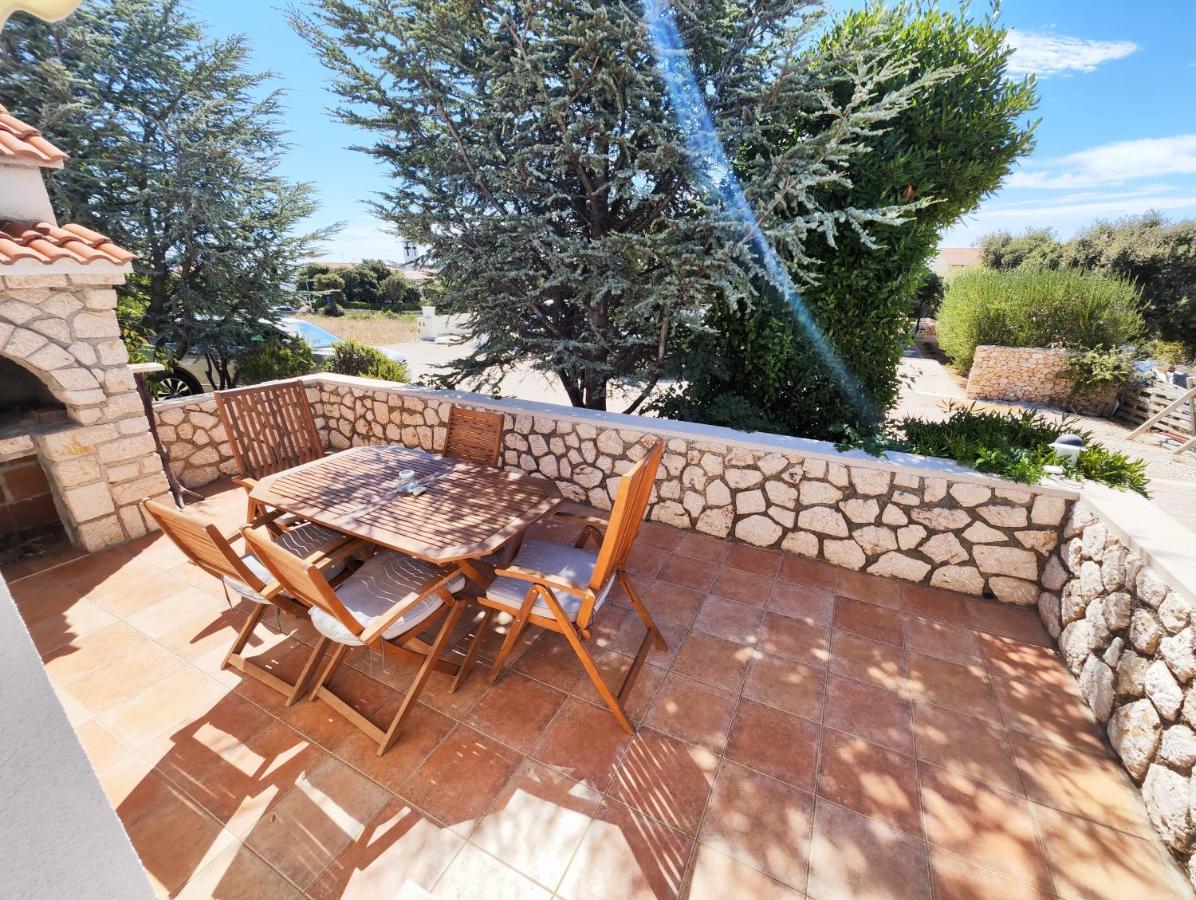 Вилла Lavender House Мандре Экстерьер фото